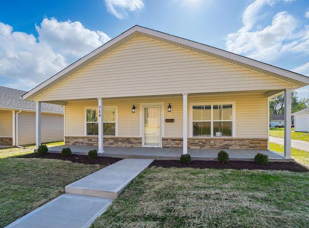 714 Clifton Avenue, Springfield, OH 45505