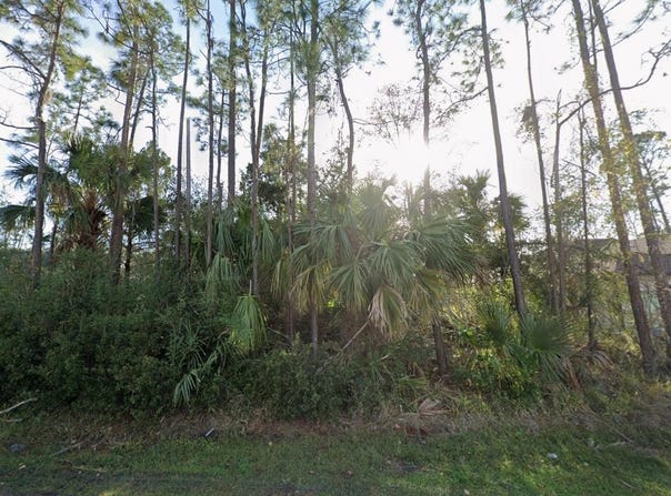 24 PONY Lane, PALM COAST, FL 32164