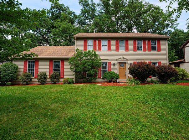 5066 Longrifle Road, Westerville, OH 43081
