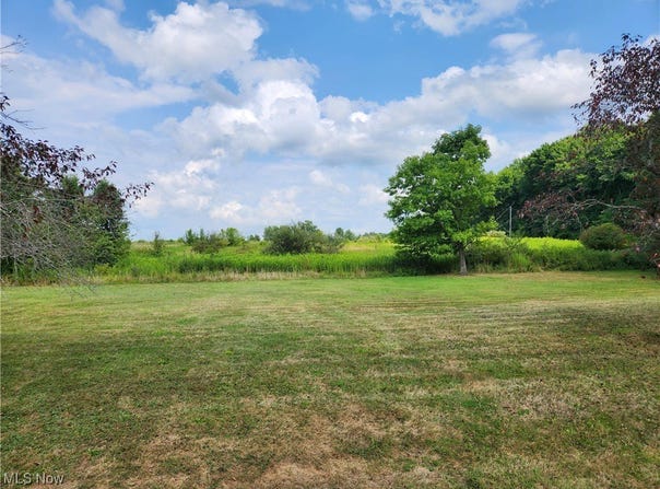 SL 6 Staffordshire Court, Chagrin Falls, OH 44023
