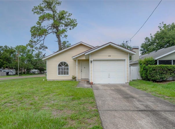 208 OAKWOOD BOULEVARD, OLDSMAR, FL 34677
