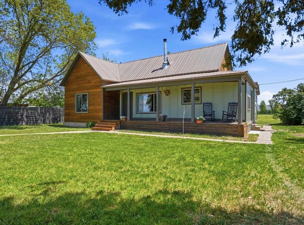 4554 Dingle Rd, Dingle, ID 83233