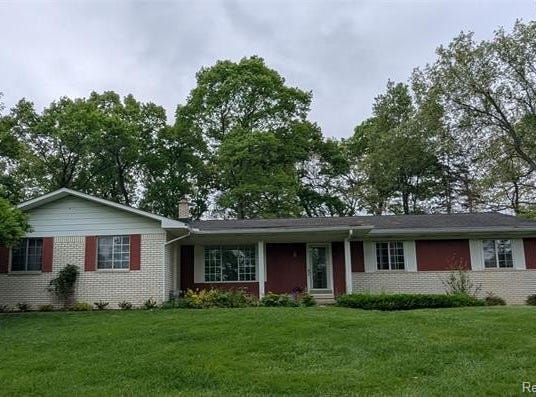 8887 Clark Road, Springfield Twp, MI 48346