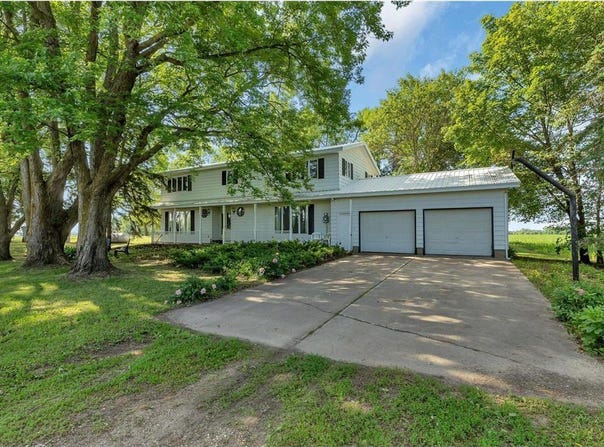 37875 600th Avenue, Eden Valley, MN 55329