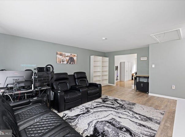 6706 MILLVILLE AVENUE, MAYS LANDING, NJ 08330