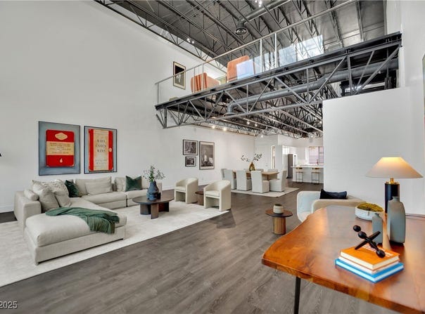 5015 Thunder River Circle, Las Vegas, NV 89148