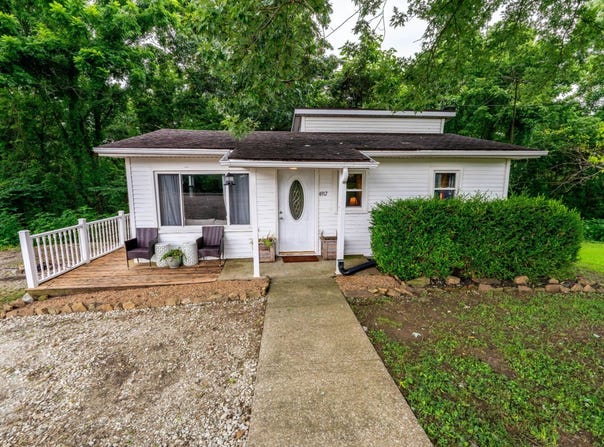 4917 Girl Scout Rd, Cannelton, IN 47520