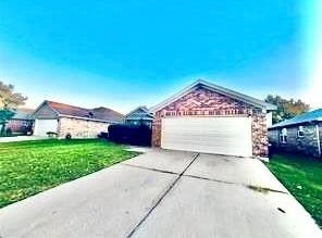 1324 Sierra Blanca Drive, Fort Worth, TX 76028