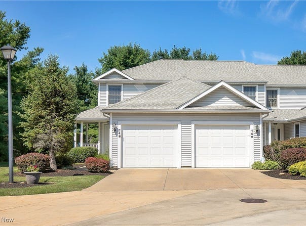 748 Beverly Avenue, Canal Fulton, OH 44614