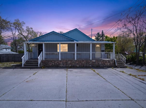 439 W Columbia Avenue, Battle Creek, MI 49015