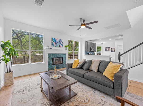 104 Summerwood CV, San Marcos, TX 78666