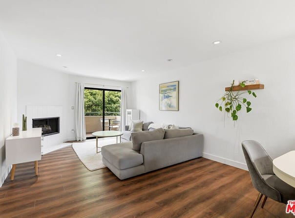 3544 S Centinela Ave, Los Angeles, CA 90066