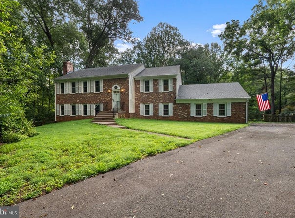 5937 WICKIE CT, WARRENTON, VA 20187