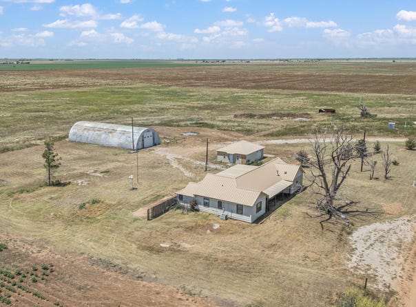 1954 CO RO Y, Plainview, TX 79072