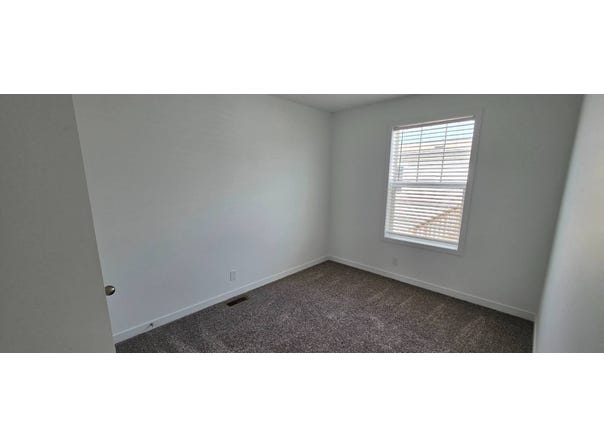 105 Prairie View, Gardner, KS 66030