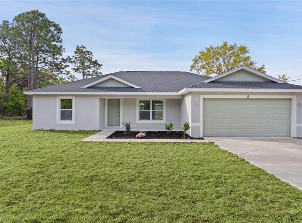 8 MALAUKA RUN COURT, OCKLAWAHA, FL 32179