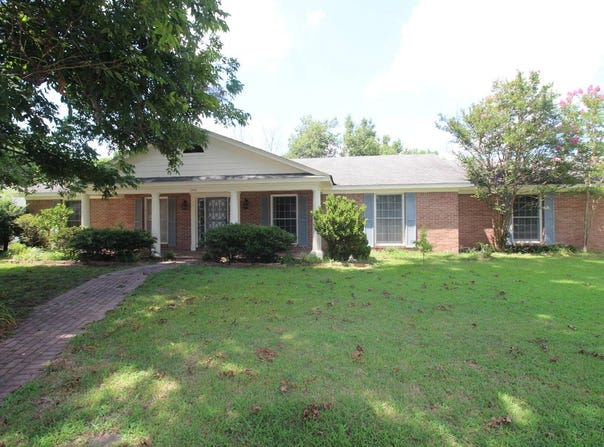 190 W. Cypress Street, Charleston, MS, MS 38921