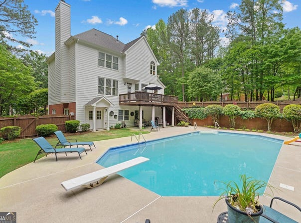 495 Stonehaven Drive, Fayetteville, GA 30215