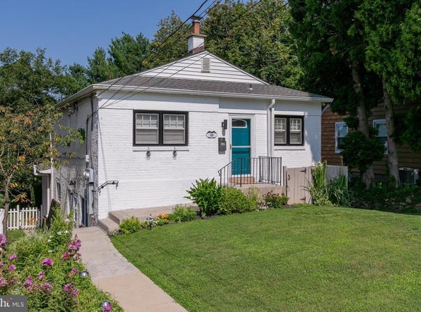 290 DEARNLEY ST, PHILADELPHIA, PA 19128