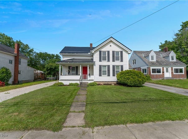 163-165 N Mecca Street, Cortland, OH 44410