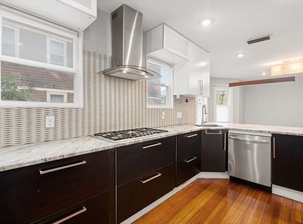 117 Sycamore St 1, Boston, MA 02131
