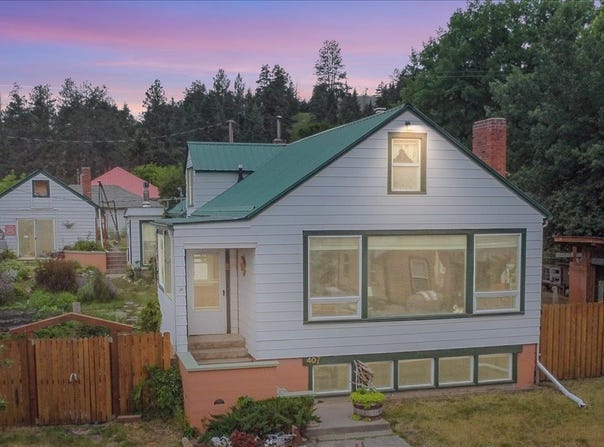 407 1st Avenue W, Eureka, MT 59917