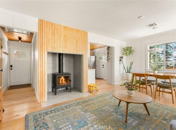963 Chateau Drive, Crestline, CA 92325
