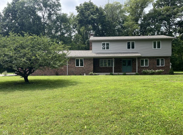 7 Holmes Court, Greenfield, IN 46140