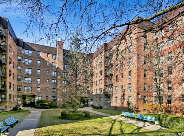 2260 Burnett St, Brooklyn, NY 11229
