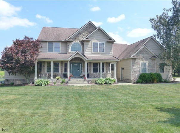 7245 Hunters Glen Lane, Medina, OH 44273