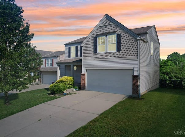 216 Lights Pointe Court, New Richmond, OH 45157