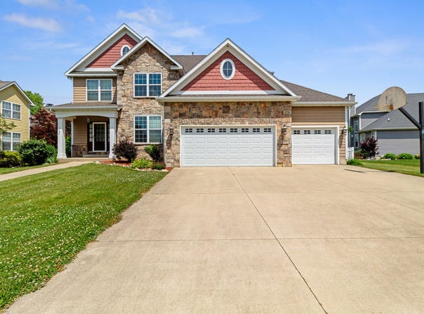 2605 Nottingham Drive, Valparaiso, IN 46383