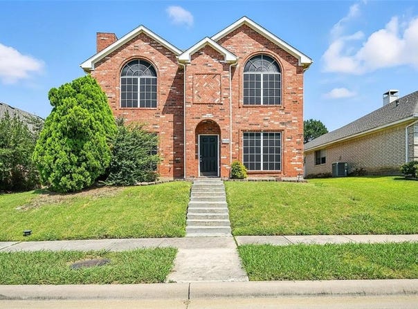 4108 Creekmeadow Drive, Carrollton, TX 75010
