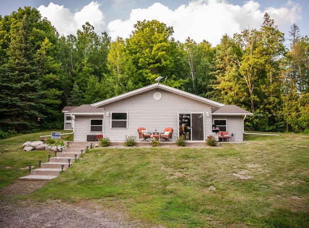 W7752 SIMON RD, Fifield, WI 54524