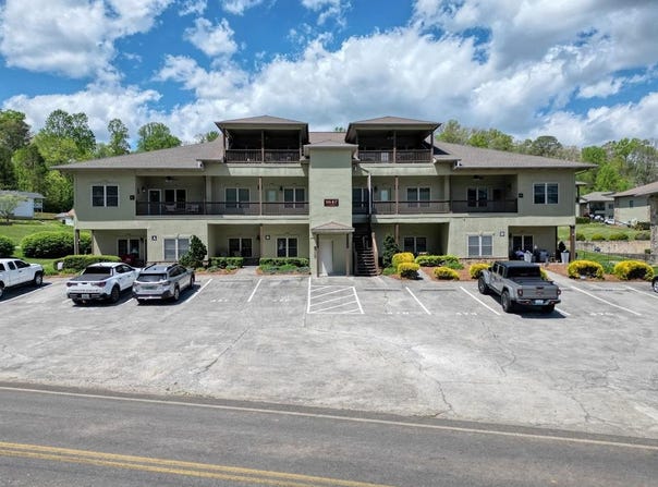 1647E Lakeview Dr., YOUNG HARRIS, GA 30582