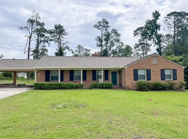 1100 Center Drive, Vidalia, GA 30474