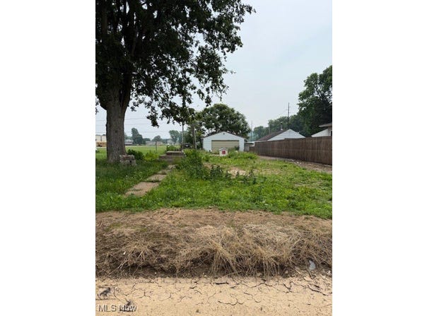 621 Tuscarawas Avenue, Newcomerstown, OH 43832