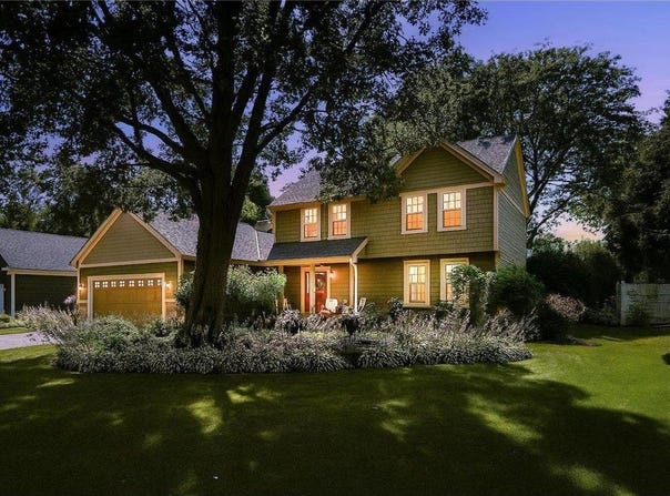 4381 Oakmede Lane, White Bear Lake, MN 55110