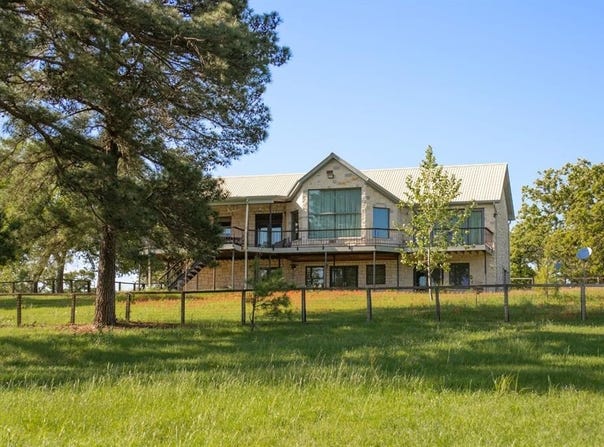 490 John Craft Road, Red Rock, TX 78662