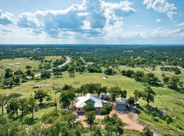 1411 Grape Creek Rd, Fredericksburg, TX 78624
