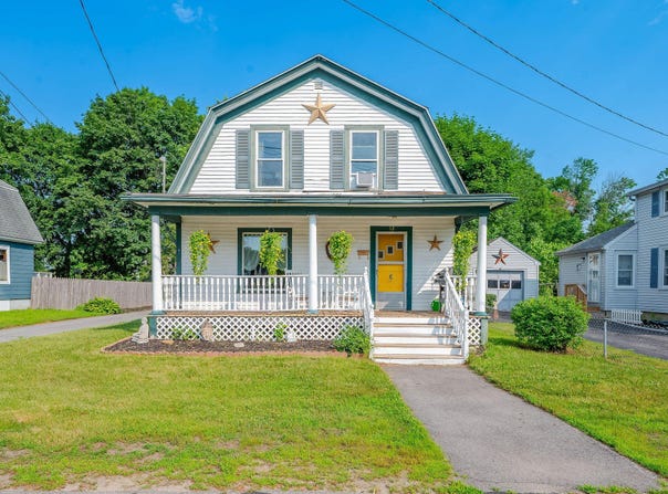 12 Court Street, Rochester, NH 03867
