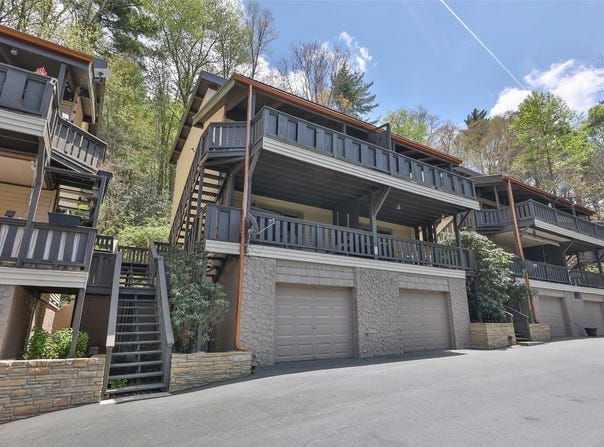 145 Hawks Nest Lane, Highlands, NC 28741