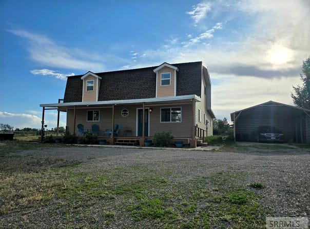 2546 E 600 N, St Anthony, ID 83445