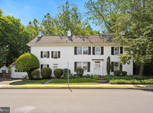 301 E MORELAND ROAD, WILLOW GROVE, PA 19090