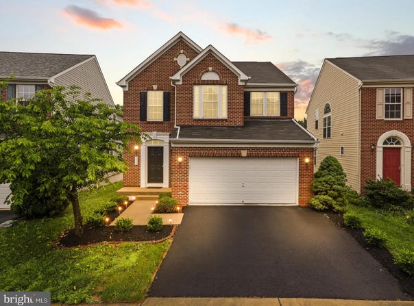 3903 BEEKER MILL PLACE, CHANTILLY, VA 20151