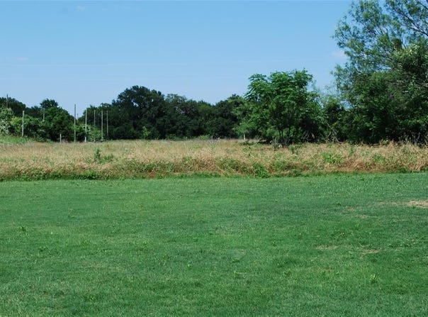 27197 Whispering Meadow Drive, Whitney, TX 76692