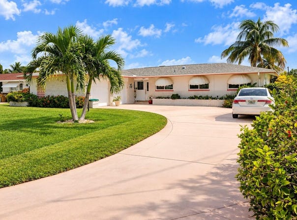 5163 SUNNYBROOK Court, CAPE CORAL, FL 33904