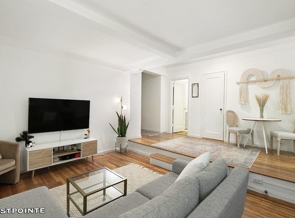 200 West 20th Street 701, New York, NY 10011