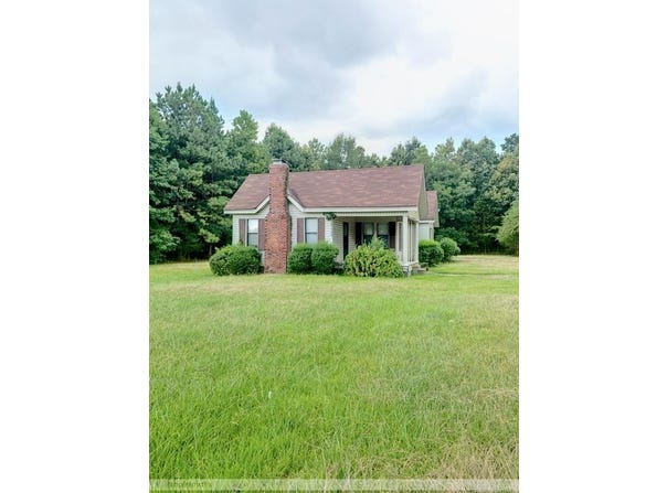560 N 63 Highway, Warren, AR 71671