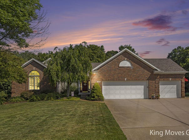 3569 Warwick Glen Drive NE, Rockford, MI 49341